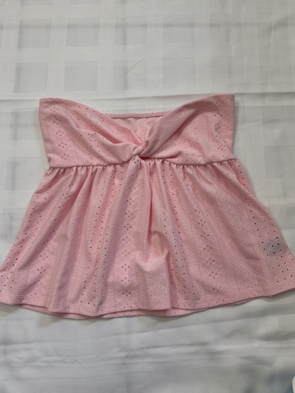 SHEIN Pink & Purple Eyelet, Blue Tie-Front Strapless Tops & White V-Neck Cami - Picture 3 of 15